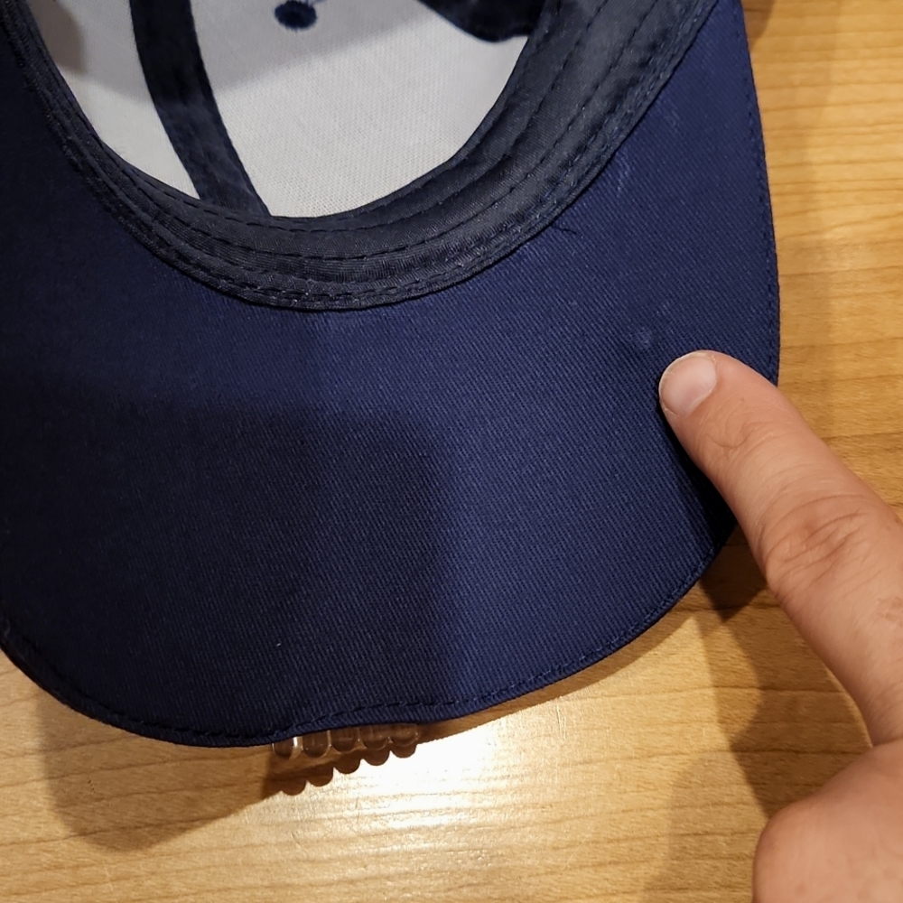 LED lighted cap - Picture 10 of 12